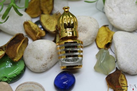 زجاجة عطر - غطا دهن للزينة